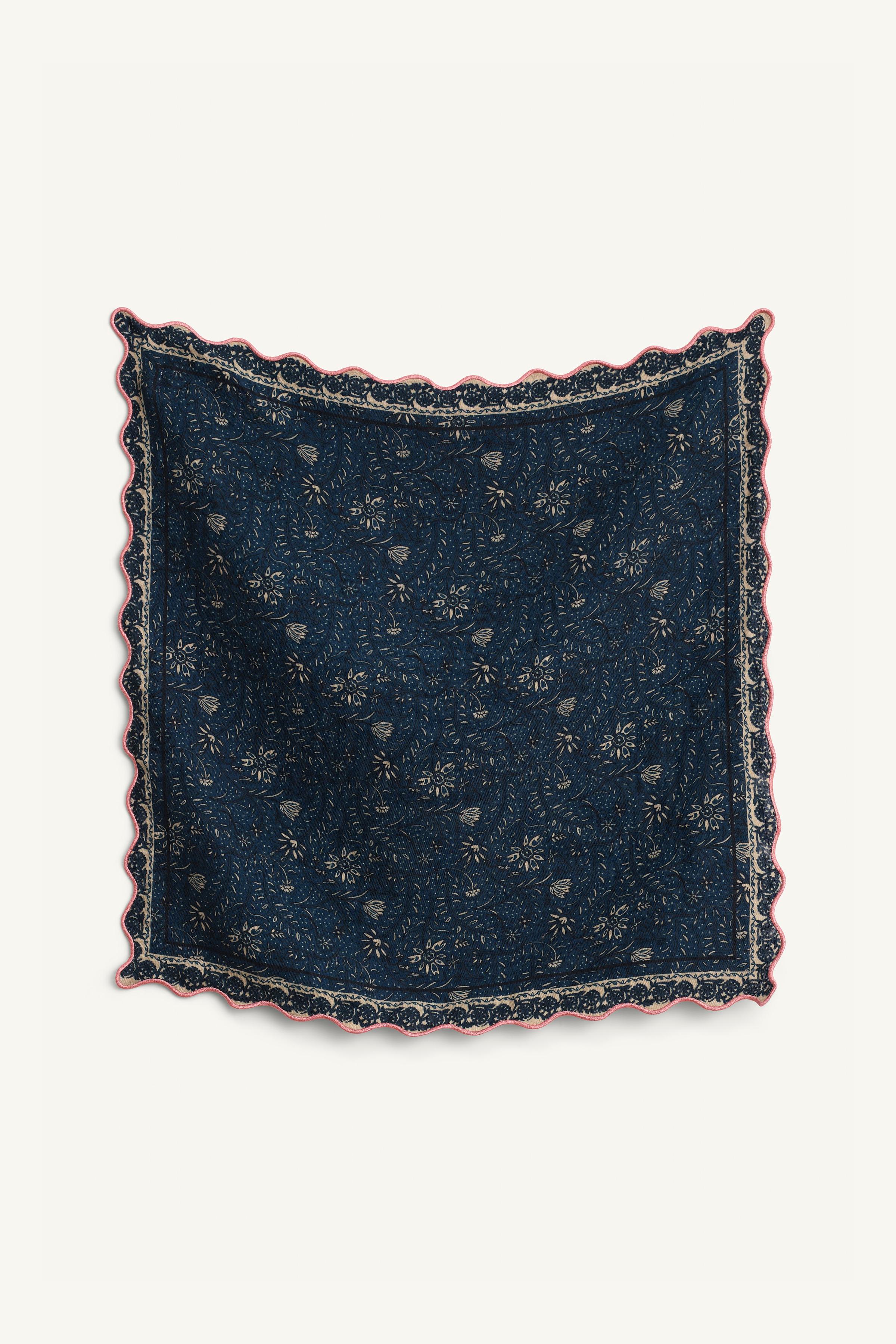 WAVY PRINT SCARF LIMITED EDITION